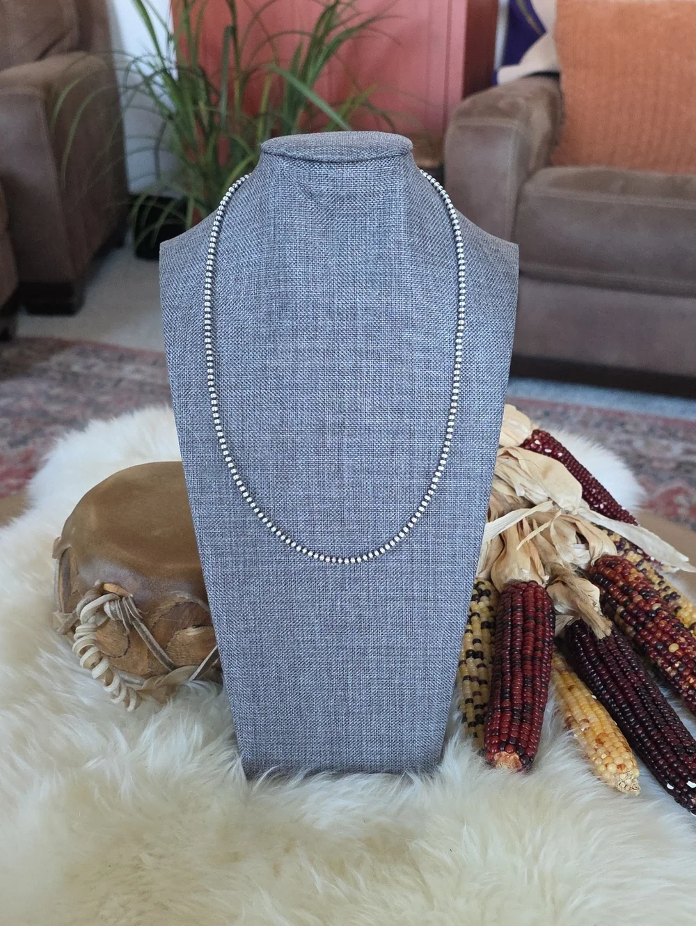 Gorgeous NWT 18